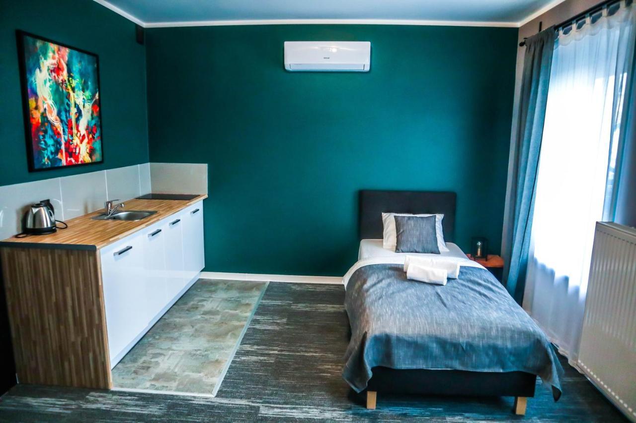 Апарт отель Kaktus Chill & Sleeping - 50 M Od Rynku Рацибуж Экстерьер фото